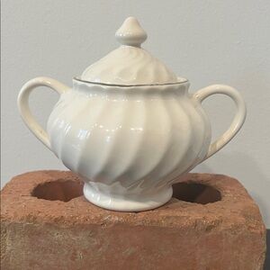Vintage White Swirl Pattern Sugar Bowl w/ Lid & Handles Unmarked Cottagecore